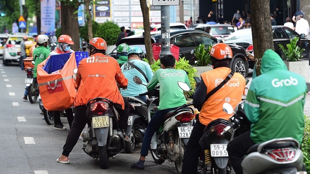60% tài xế Grab chưa sẵn sàng chuyển sang xe điện vì vướng mắc này