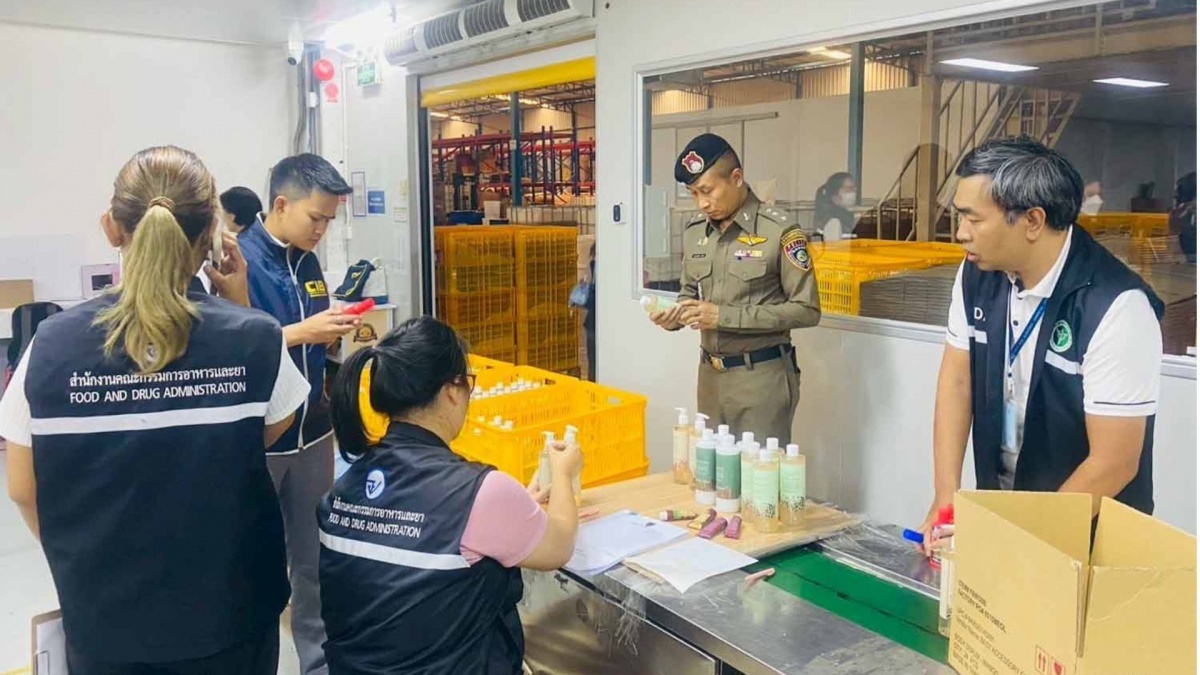 Lực lượng cảnh sát bảo vệ người tiêu tóm gọn đường dây sản xuất mỹ phẩm giả quy mô hơn 13 tỷ đồng, tịch thu 200.000 sản phẩm