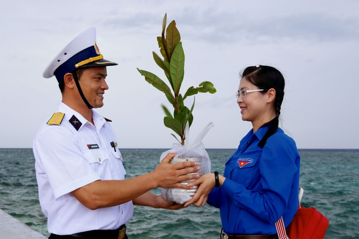 Phát động chiến dịch “Triệu cột mốc xanh” gây quỹ trồng cây phủ xanh đặc khu Trường Sa