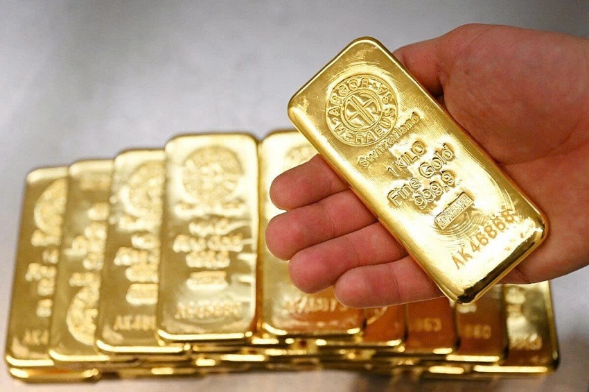 Giá vàng trong nước áp sát 128 triệu đồng/lượng, bỏ xa thế giới gần 19 triệu