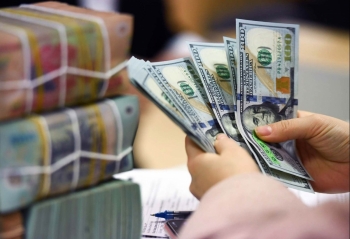 VND mất giá gần 4% từ đầu năm, đâu là tác nhân chính?