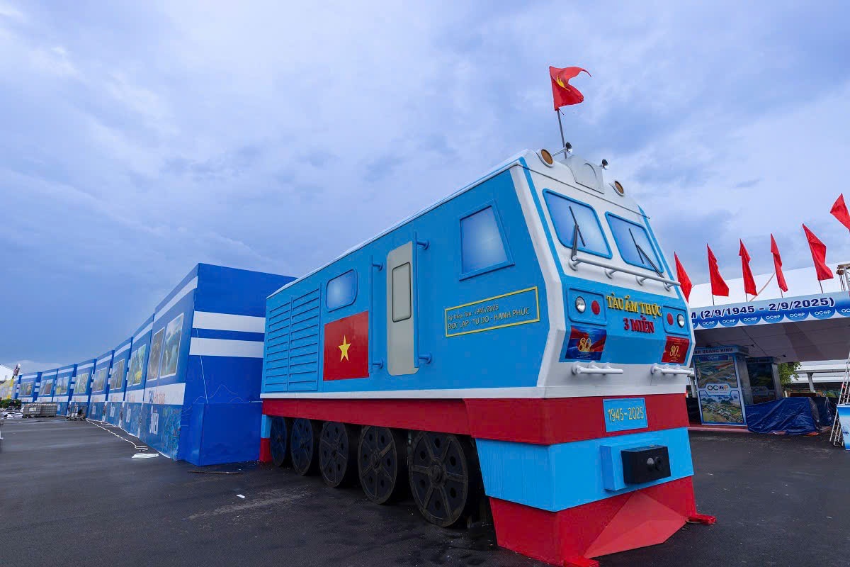 Đến Hà Nội xem diễu binh A80 nhất định phải check-in triển lãm triệu trải nghiệm này