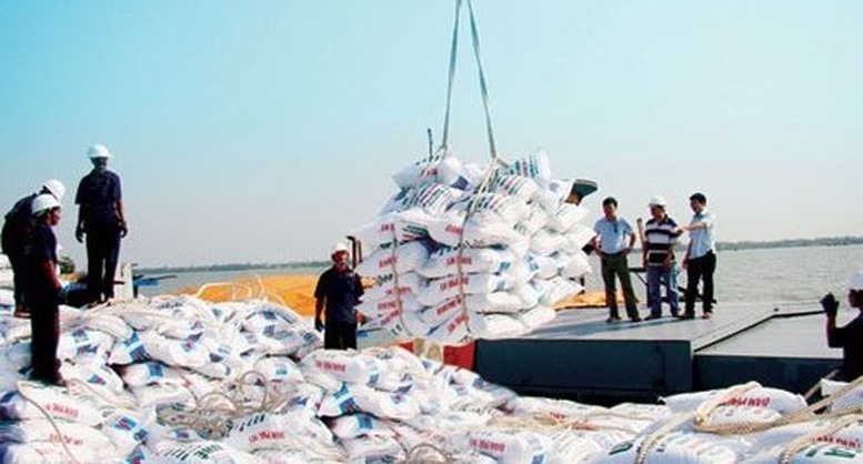 Sản phẩm Việt Nam có nhu cầu hơn 10 triệu tấn/năm, Trung - Nga - Lào cùng 'bơm' hàng ồ ạt