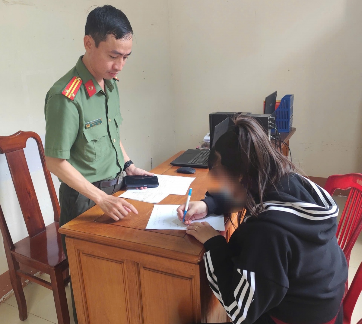 Công an cảnh báo khẩn đến người mua vàng: Tuyệt đối không làm điều này để tránh mất sạch tiền