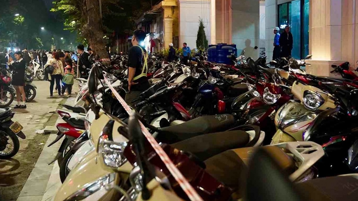 Hà Nội bố trí gần 170 bãi đỗ xe miễn phí phục vụ lễ diễu binh, diễu hành (2/9),  cho người dân đi xem biết để hưởng quyền lợi