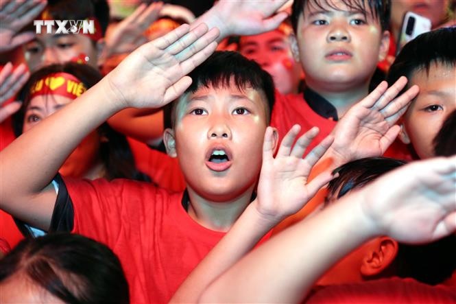 Tặng 100.000 đồng/người toàn dân ăn Tết Độc lập: Trẻ em và người cao tuổi không có tài khoản ngân hàng nhận thế nào?