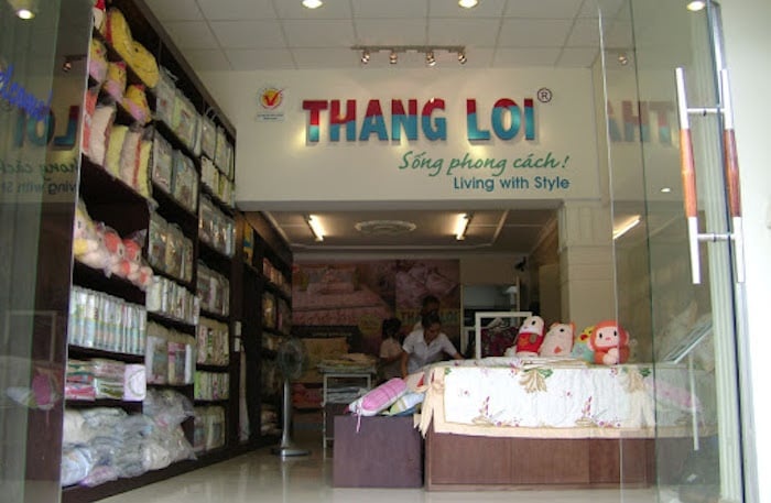 Sốc: Công ty may trên sàn bất ngờ muốn giải thể, cổ đông 'khẩu chiến', gần 200 lao động nhận hỗ trợ 1 - 1,5 tháng lương