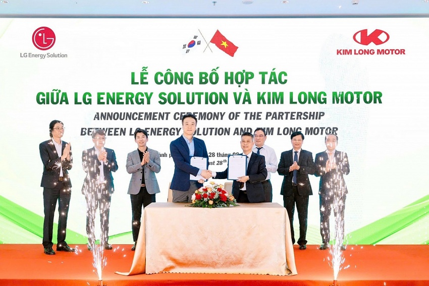 Sau VinFast, LG đến Kim Long Motor rót 1.200 tỷ làm nhà máy pin xe điện: Miếng bánh thị phần đang rất hấp dẫn