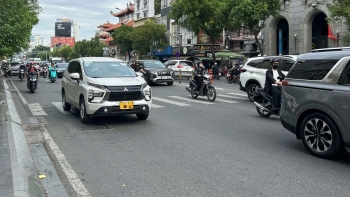 Sắp áp dụng tiêu chuẩn tiêu thụ nhiên liệu mới, 96% ô tô xăng có nguy cơ bị ‘xóa sổ’ khỏi thị trường