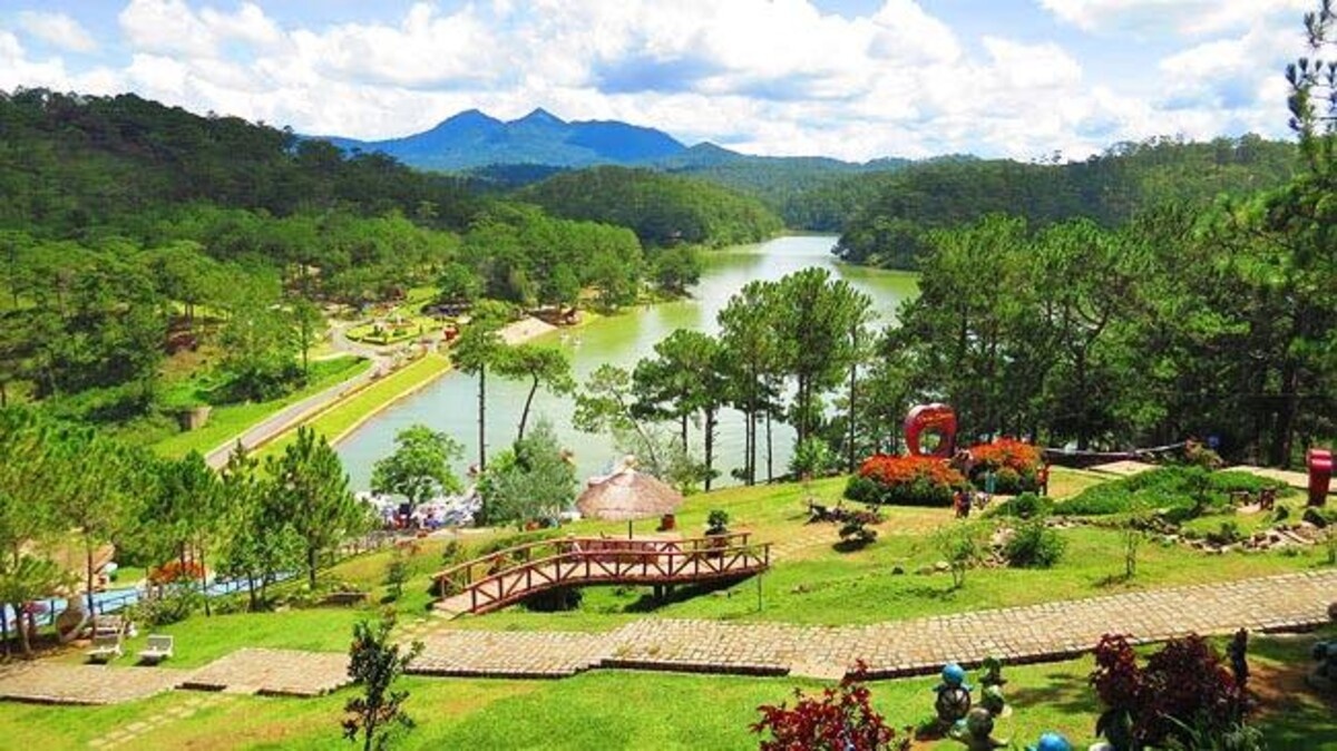 Một doanh nghiệp liên quan đến ông Đặng Thành Tâm lỗ 140 tỷ đồng sau nửa năm