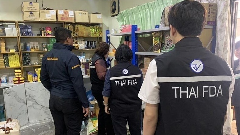 Đột kích căn nhà thuê 21 triệu đồng/tháng, cảnh sát phát hiện kho mỹ phẩm và thuốc giả hơn 8.000 sản phẩm