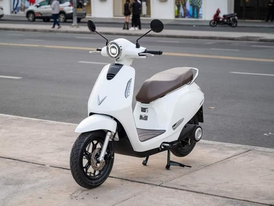 Mẫu xe máy điện giá chỉ 32 triệu, sang chảnh chuẩn châu Âu, tích hợp nhiều trang bị xịn ngang ‘siêu xe ga’
