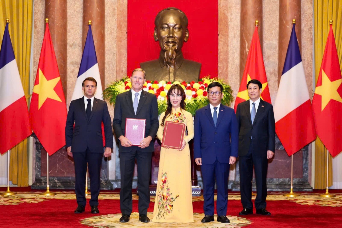 Vietjet (VJC) bứt phá mạnh mẽ trong 6 tháng đầu năm 2025