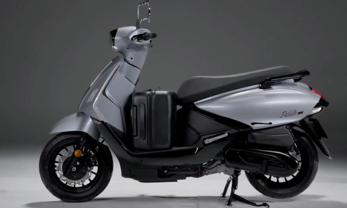 ‘Siêu xe ga’ ăn xăng như ngửi chỉ 1,6L/100km: Rất sành điệu, để vừa 1 vali ở chỗ để chân, giá lại rẻ như cho