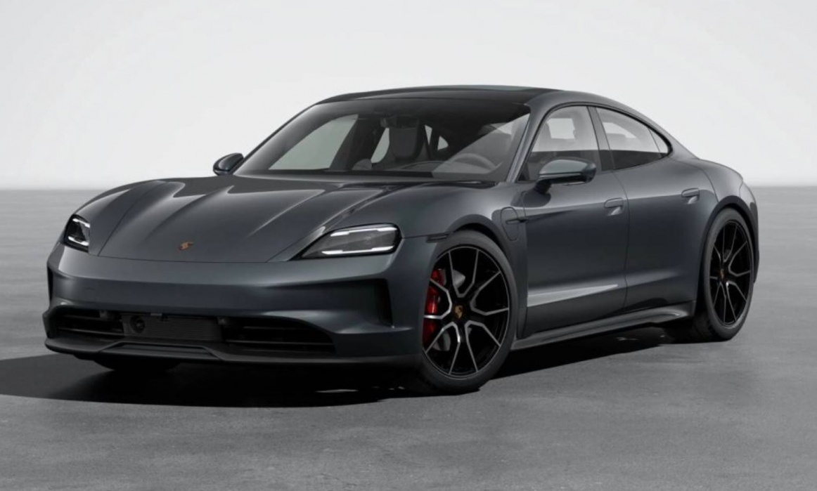Porsche triệu hồi 84 xe Taycan tại Việt Nam vì lỗi phần mềm pin