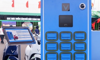 V-Green triển khai nhượng quyền tủ đổi pin, cam kết lợi nhuận tối thiểu 15%/năm