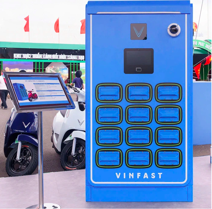 Hạ tầng xe điện mở rộng: V-Green nhượng quyền tủ đổi pin VinFast, cam kết lợi nhuận tối thiểu 15%/năm