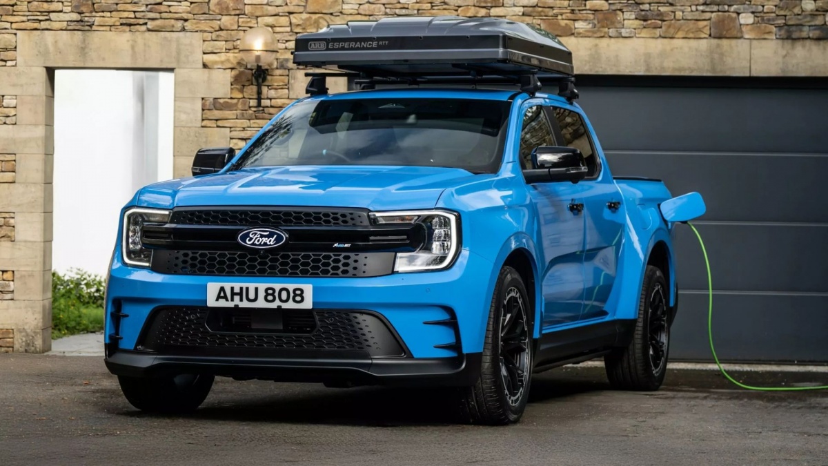 Ford Ranger bản hybrid về Việt Nam nhiều người sẽ thích mê: Máy mạnh hơn hẳn Raptor, chạy 2 vòng hồ Tây không tốn một giọt xăng
