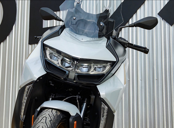 BMW C 400 GT ra mắt Việt Nam: Maxi-scooter cao cấp giá 319 triệu đồng, 'so găng' Honda SH350i và Yamaha Xmax