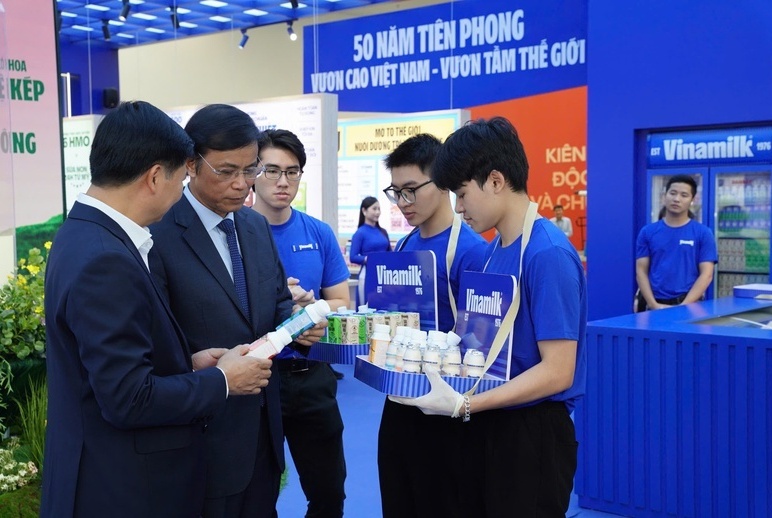 Tỷ giá tăng cao không ảnh hưởng chi phí, công ty sữa lớn nhất Việt Nam được dự báo lãi 9.500 tỷ