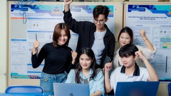 Sinh viên một ngành học 'vàng' đang ùn ùn quay lại giảng đường vì bị AI bít cửa làm ăn