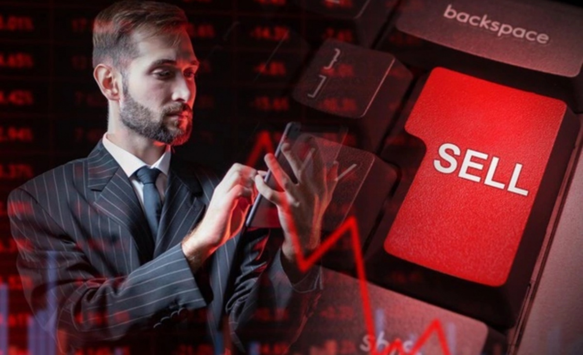 Khối ngoại bán ròng 5.000 tỷ đồng ngay sau nghỉ lễ, NĐT chờ 'cú hích' từ nâng hạng thị trường