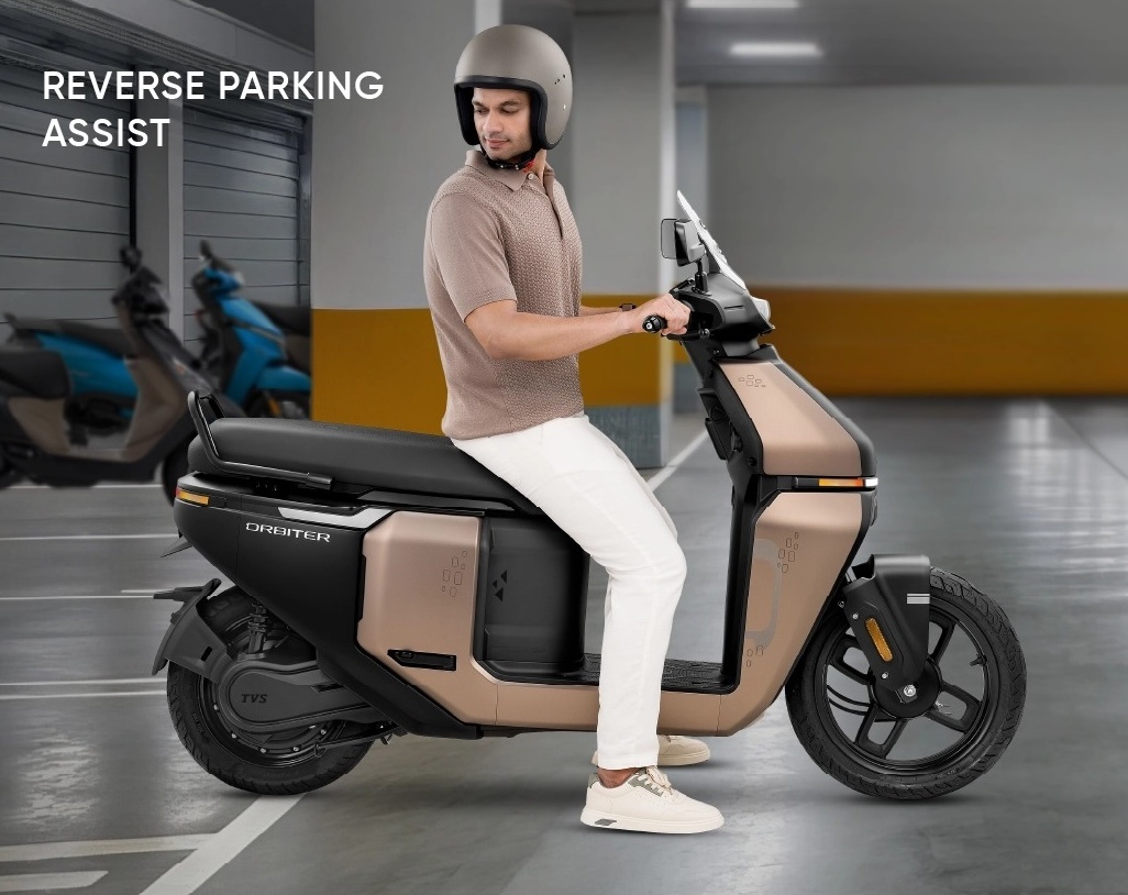 Mẫu ‘siêu xe máy điện’ trẻ trung, hiện đại như SH Mode: Pin kháng nước, ‘vút’ ga từ 0-40km/h chỉ 6,8 giây, giá chỉ ngang Honda Wave