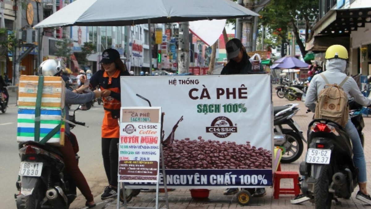 Cà phê mang đi - mô hình kinh doanh được xem là ‘cửa ngõ khởi nghiệp’: Dễ vào cuộc nhưng khó thoát lỗ