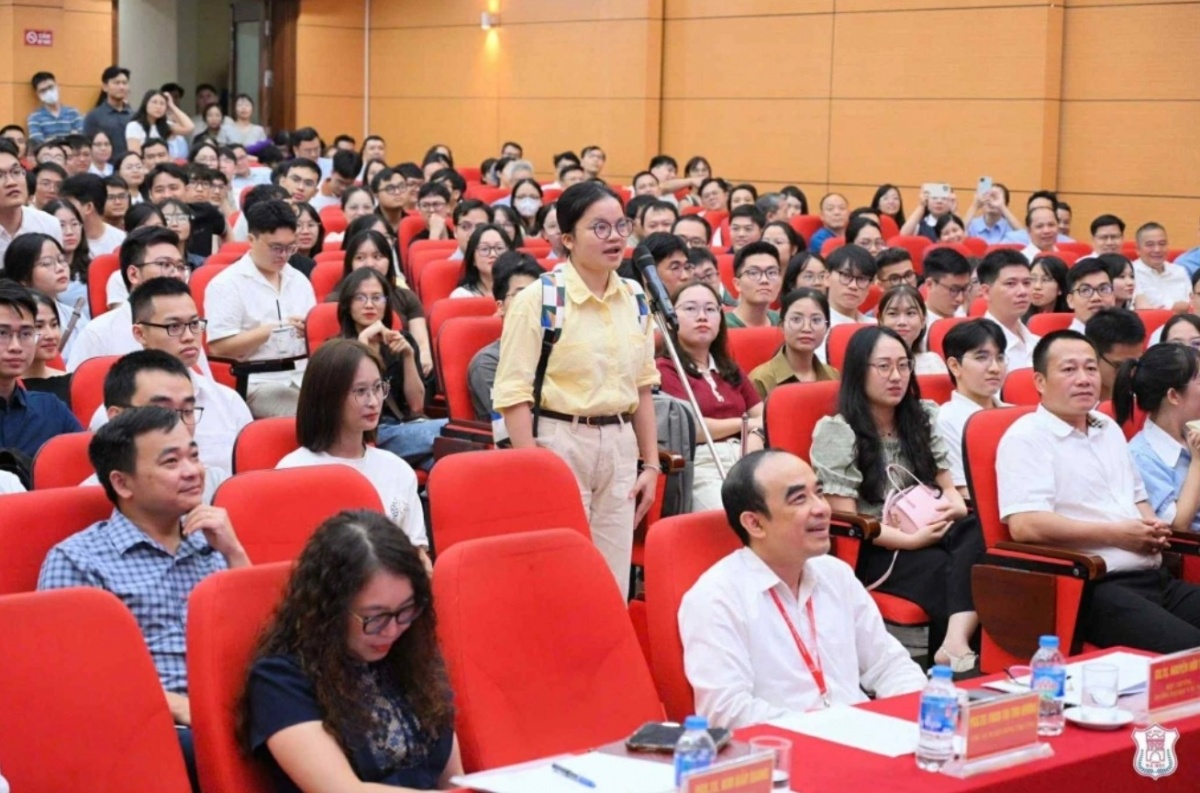 30 giây định mệnh, nữ bác sĩ nội trú hô vang một chuyên ngành khiến cả khán phòng Y Hà Nội vỡ òa