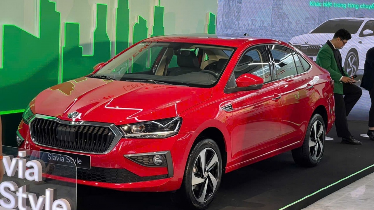 Skoda Slavia ra mắt Việt Nam: Giá bán 468-568 triệu đồng, đấu Vios City bằng máy xăng 1.0L tăng áp, hộp số 6 cấp, gầm cao hơn cả Corolla Cross