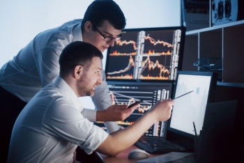 Khối ngoại bán ròng gần 1.200 tỷ đồng: MSN và cổ phiếu liên kết bất ngờ hút ròng gần 300 tỷ