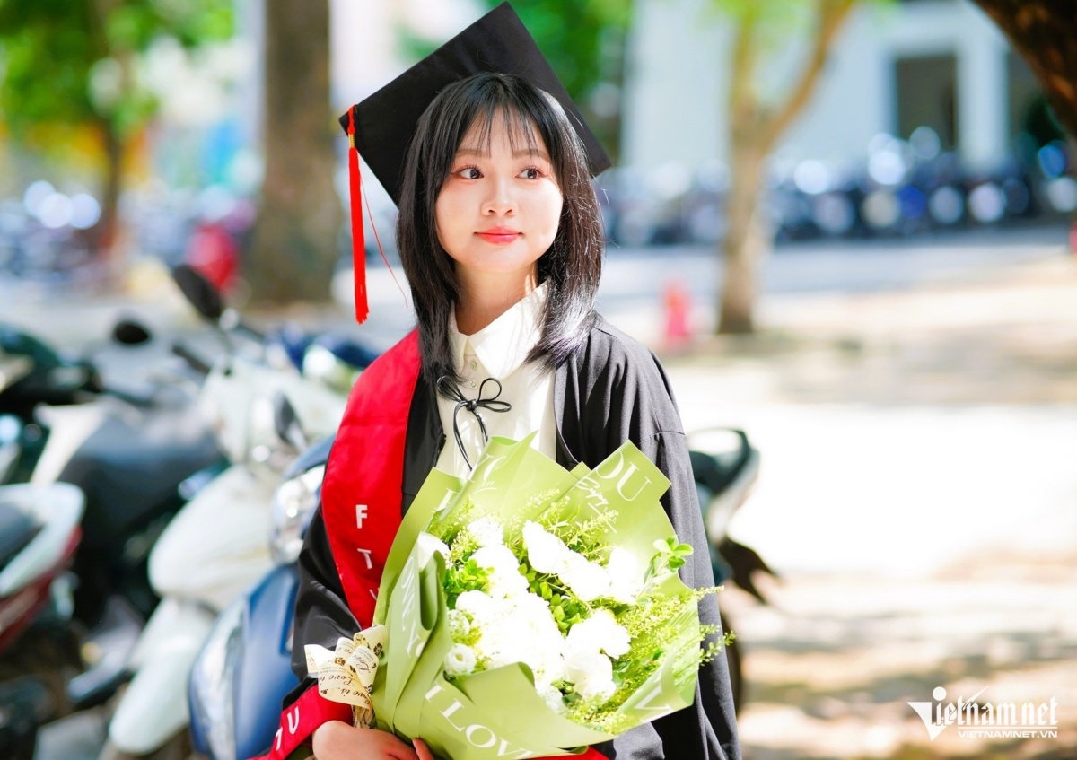 Nữ sinh Bắc Ninh xuất sắc tốt nghiệp 'Harvard Việt Nam' với GPA 4.0 tuyệt đối, hiện làm gì sau khi ra trường?
