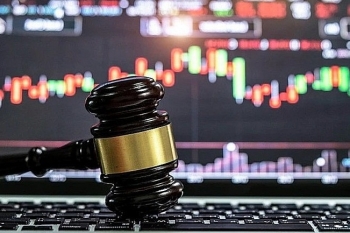 Bán ‘chui’ cổ phiếu, cá nhân liên quan Chủ tịch SMC bị xử phạt