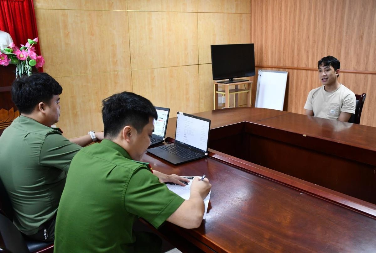 Ai từng chuyển tiền tới tài khoản 5 tài khoản BIDV, MB, ACB, NCB từ tháng 12/2024 đến ngày 10/8/2025 khẩn trương báo công an