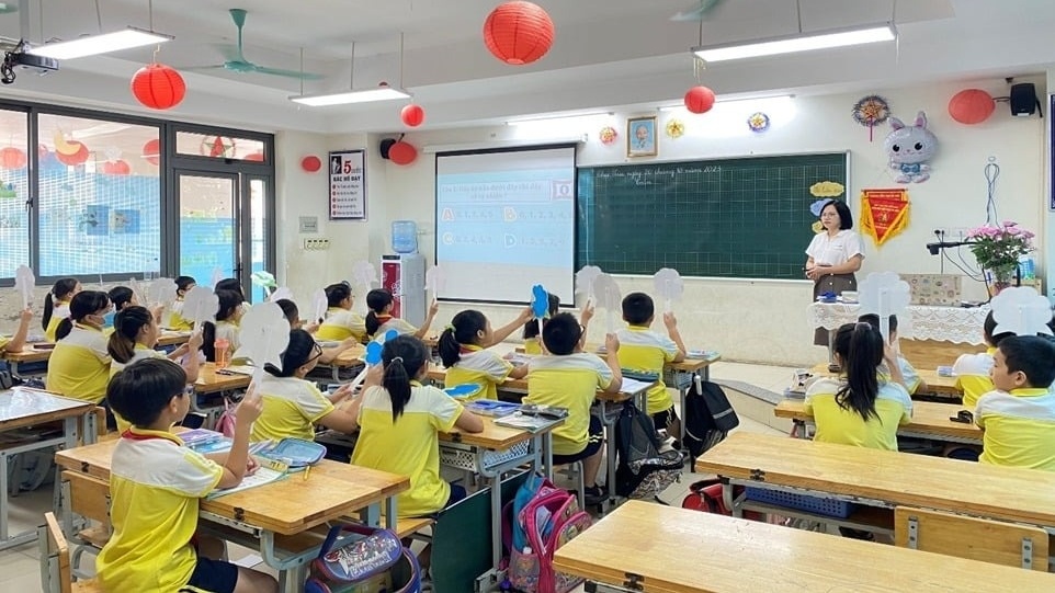 Giáo viên công lập sắp đón tin cực vui, lương ai chạm mốc 17,6 triệu đồng/tháng?