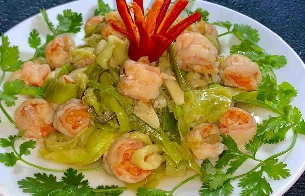 Từng bị xem là 'cỏ dại', loài cây này nay thành đặc sản giá hơn 100.000 đồng/kg vẫn cháy hàng