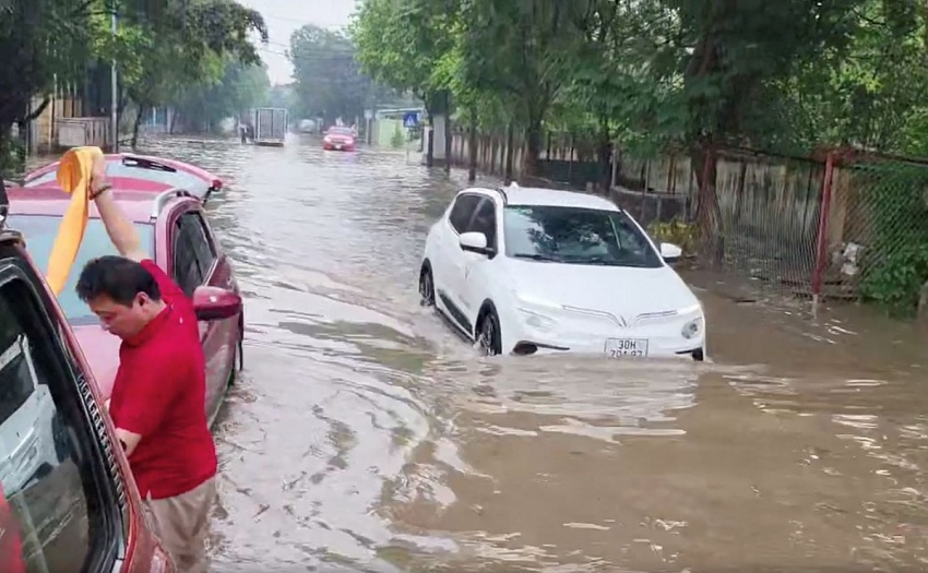 Cộng đồng VinFast phát khuyến cáo quan trọng đến toàn bộ khách hàng trước tin bão lớn