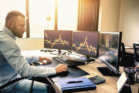 Khối ngoại mua ròng 20 tỷ đồng phiên VN-Index giảm điểm