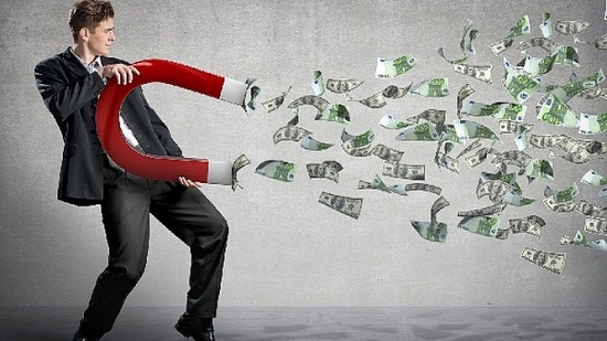 Khối ngoại mua ròng 2.400 tỷ đồng tuần qua: Cổ phiếu VHM tạo đột biến