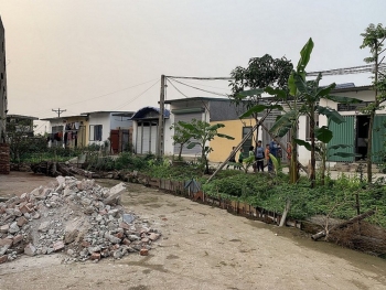Bản tin bất động sản ngày 4/5: Dự án "trơ gan cùng tuế nguyệt" tại Hà Tĩnh