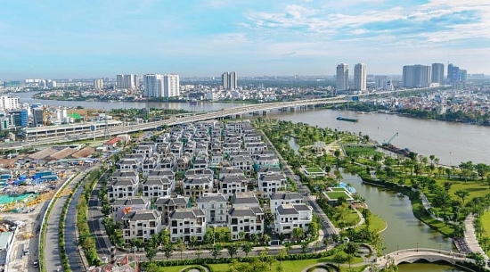 Dòng tiền cá nhân trong nước ồ ạt gom mua cổ phiếu VHM (Vinhomes) trước ngày chia cổ tức