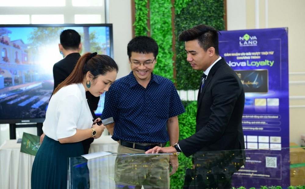 Dòng tiền cá nhân chốt lời cổ phiết bất động sản trong tháng 8, rút gần 3.200 tỷ đồng khỏi VHM