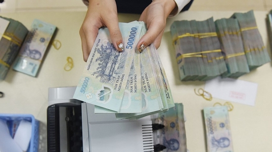 Biên lãi ròng của ngân hàng đang thu hẹp
